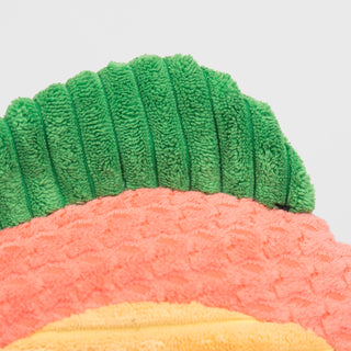 Close up of green corduroy dorsal fin